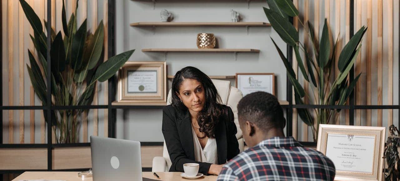 Comment un consultant SEO en Côte d'Ivoire aide les entreprises en 2025 ?